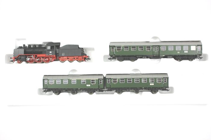 Märklin 26564 DB passagertogsæt BR 24 epoke III