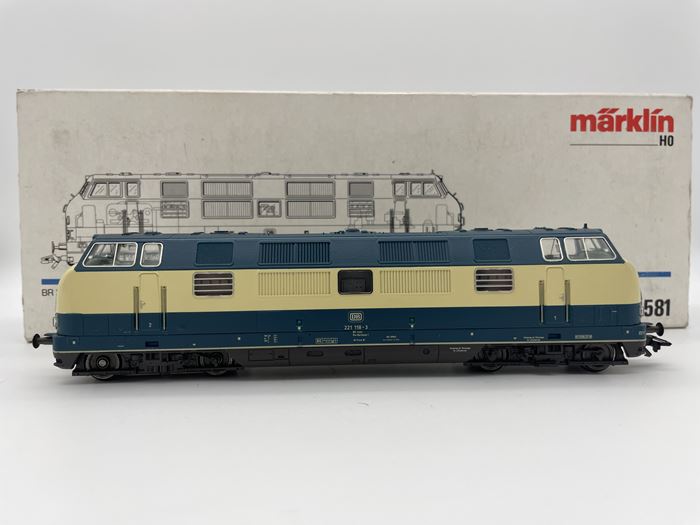 Märklin 3581 DB BR 221 diesellokomotiv DIGITAL