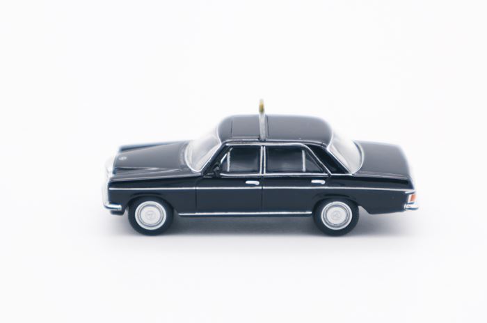 Mercedes Benz 200/8 Limousine 'Taxi'