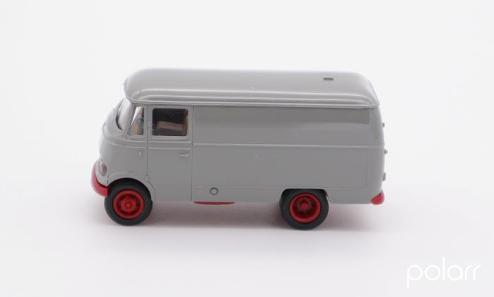 Mercedes L 319, grå